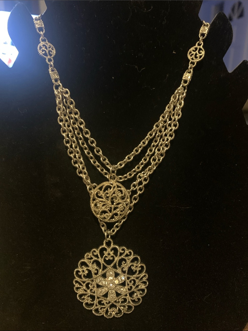 Filigree Multi-Chain Pendant Necklace in silver